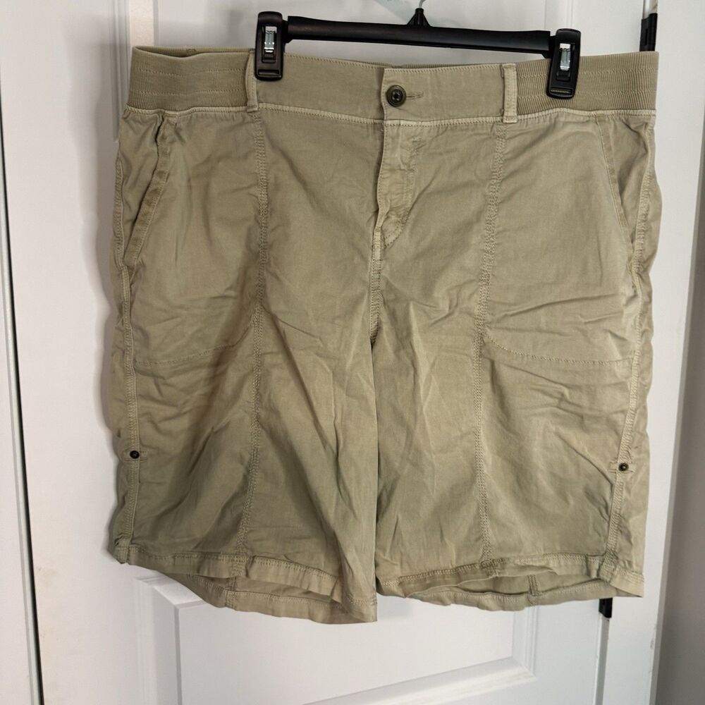 EVRI Khaki utility Bermuda shorts Women’s Plus Size 18W  Stretch Casual Comfort